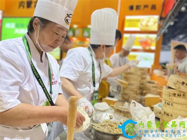 1763115048639077.jpg 25.jpg